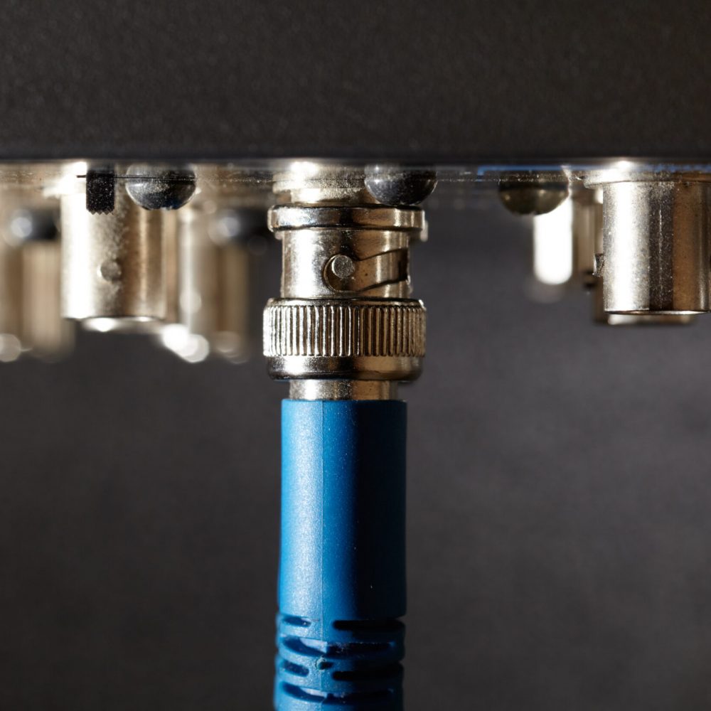 Rede elétrica em baixa tensão para áreas de trabalho